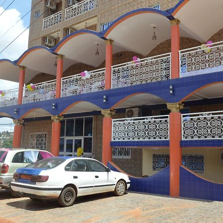 Nikita Hotel Yaoundé Eksteriør billede