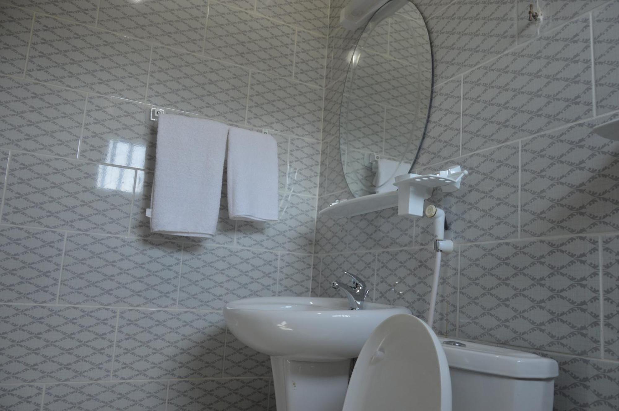 Nikita Hotel Yaoundé Eksteriør billede