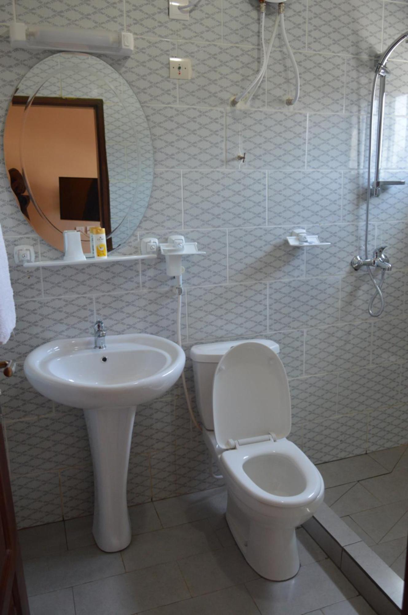 Nikita Hotel Yaoundé Eksteriør billede
