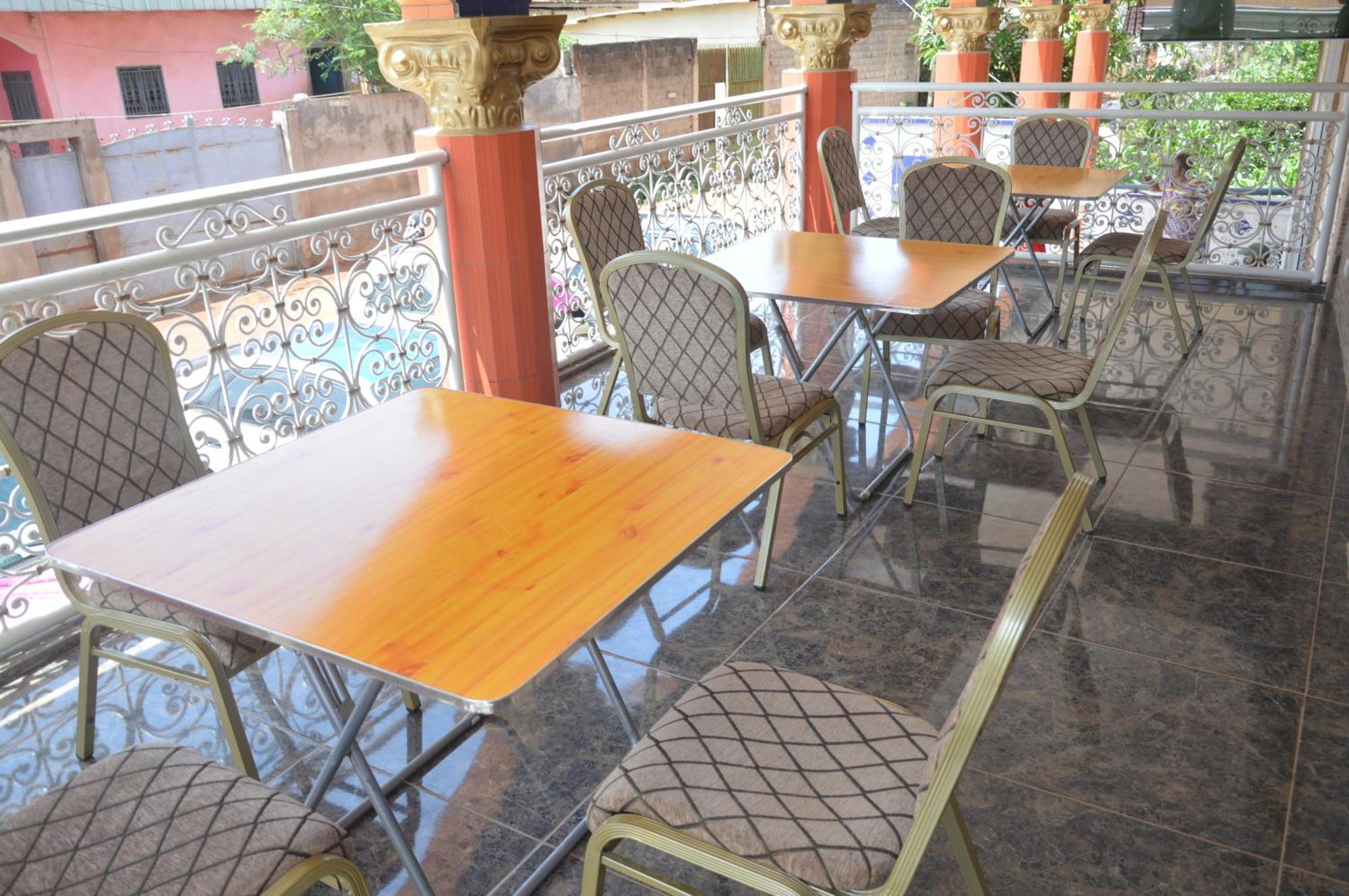 Nikita Hotel Yaoundé Eksteriør billede